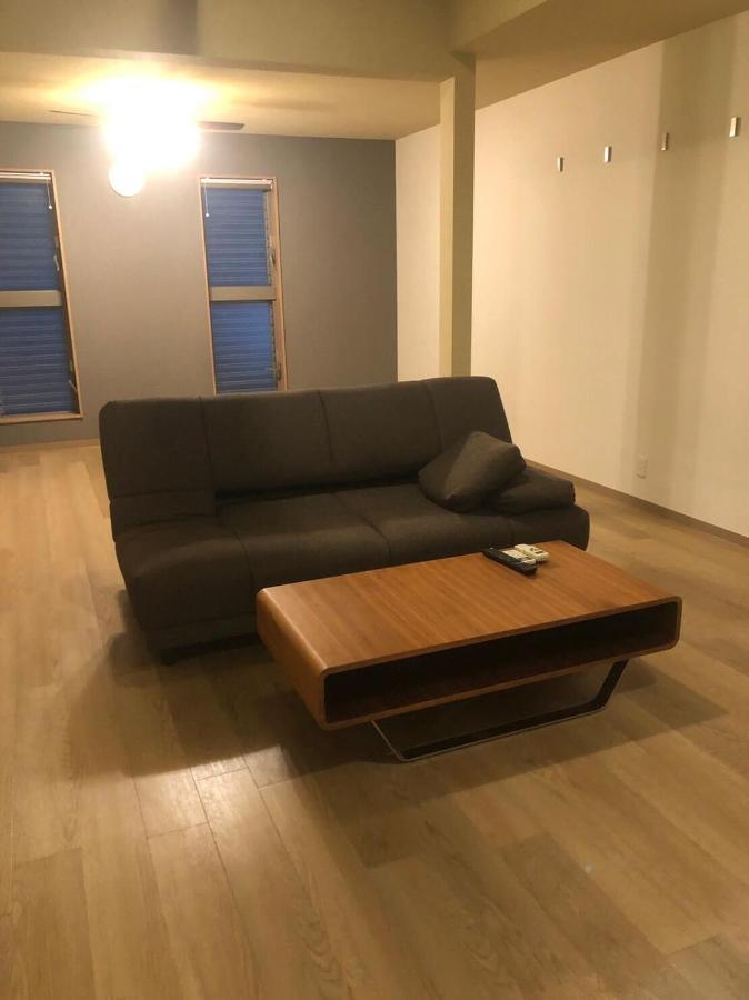 Oyado Gorilla Annex Apartman Oszaka Kültér fotó